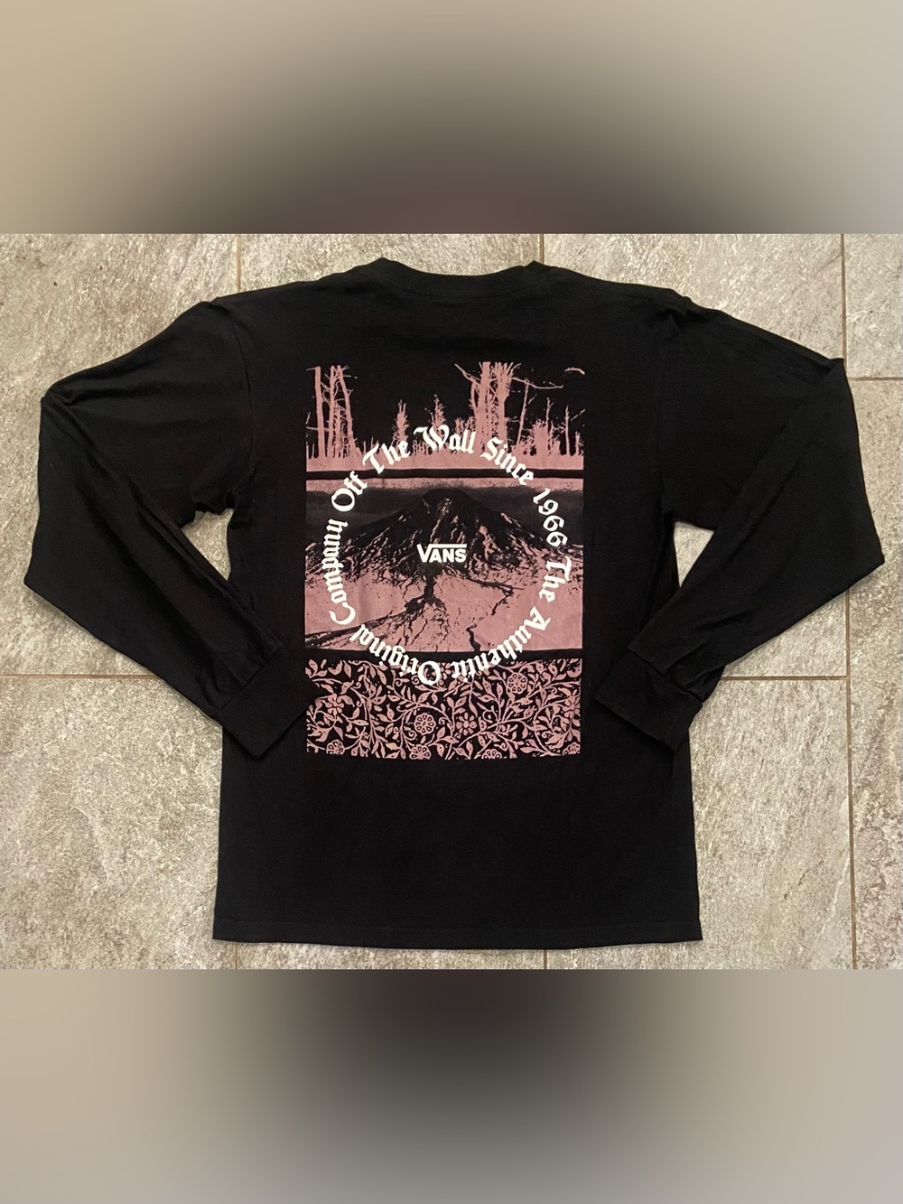 Vans Long Sleeve T Shirt ~ Women’s Small